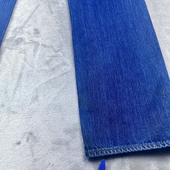 Levi's 501 Button Fly Jeans Mens Blue Denim Straight Leg Classic Sz‎ 36 Fits 35" - Picture 13 of 15